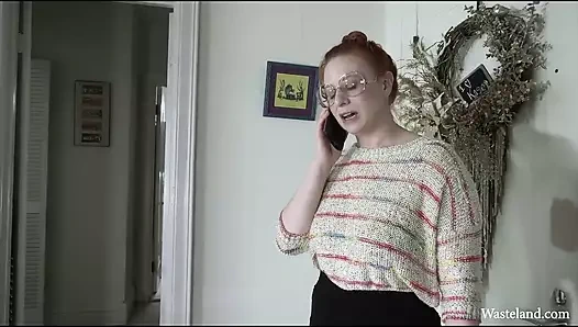 Viral oluyor. A kinky xxx scifi a.i thriller