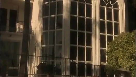 Üniformalı deniz devriyesi yatta sert sikişiyor