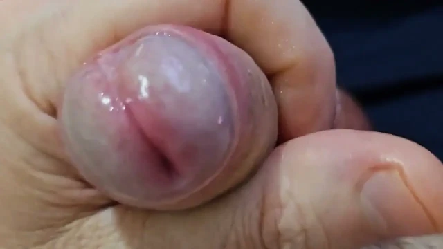 Cam Önünde Presperm Ve Spermle Güzel Bir El Işi,