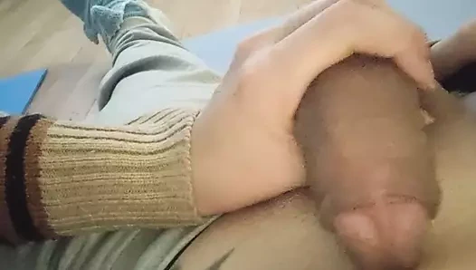 bir kız beni rahatsız ediyor