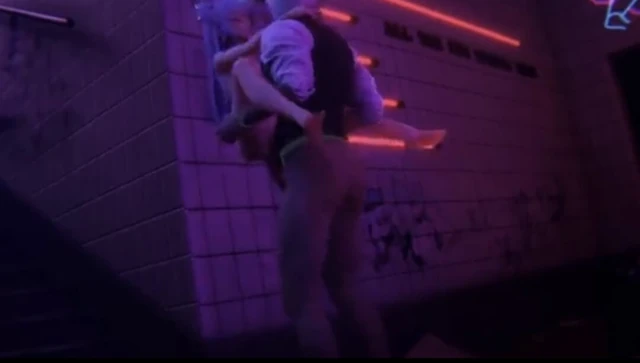 Gece kulübü hentai grup seks