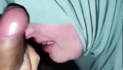 Sansürsüz bir adamla konuşmak için iyi bir kırbaçlandım