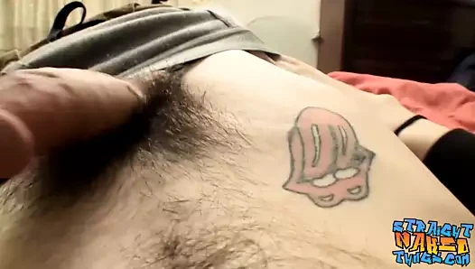 Yaramaz düz amatör sean johansen masturbates ve cums