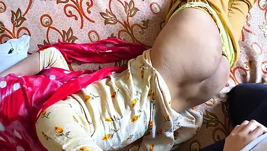 Üvey erkek kardeş büyük üvey kız kardeşini sikiyor - tam seks videosu