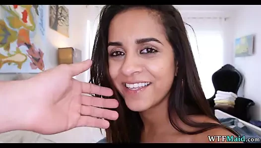 Yeni hizmetçi için bana sadece 100 dolara mal oldu.