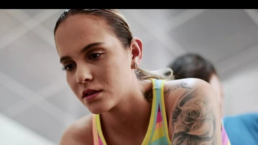 Zaman dondurma fetişi - zamanında sıkışan ateşli kızlar sikiliyor ve boşalıyor - derleme