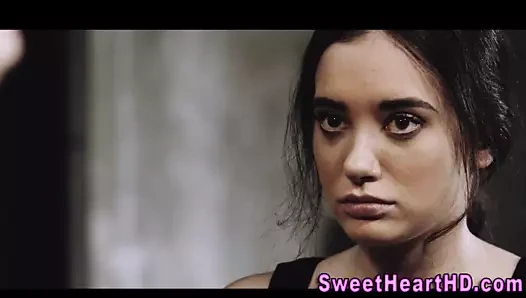 Inked lezbiyen milf yemiş dışarı içinde the duş