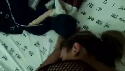 Hadi izleyelim bu amatör İtalyan bbw sarışın almak creampied