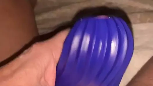 horoz okşayarak kol