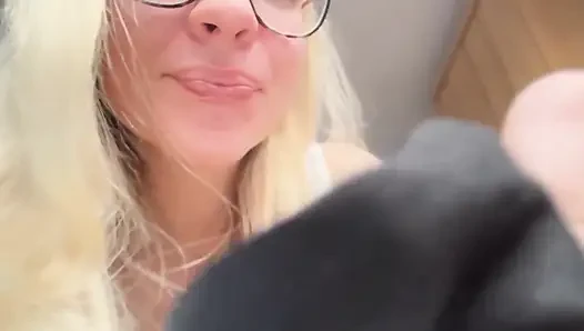 Merhaba cüce dev kadın asmr