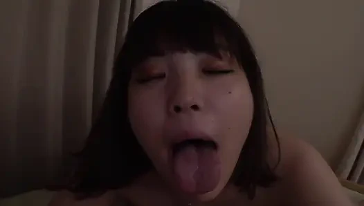 Moderna universitária Satomi- fita de sexo caseiro erótico completo na sala de foda