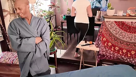 Helena ve sihirli elleri