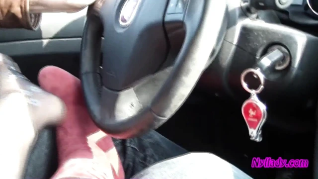 Arabada kocamla oynuyor