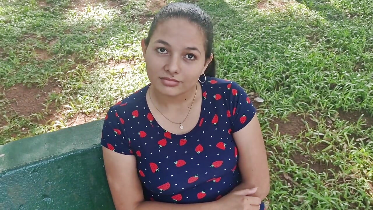 Genç bir yabancıyla sikişiyorum