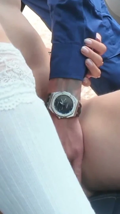 Yabancının Karımı Halk İçinde Parmaklaması! Ateşli Karı Paylaşımı Cuckold Tabu! | Bölüm 1