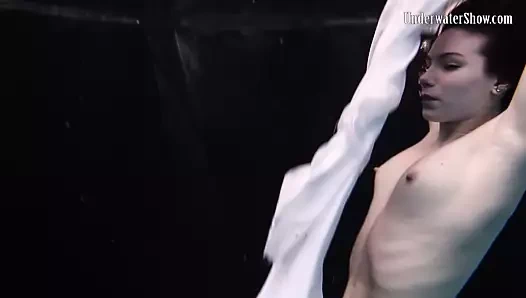 andrejka ile mega sıcak sualtı erotik