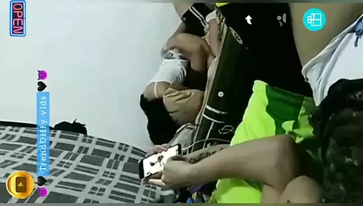 Iki erkek arkadaş ve kız arkadaş seks oyun zevk