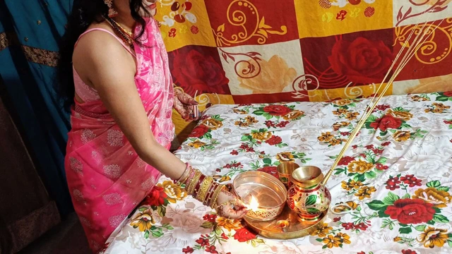 Hintli yeni evli çift seks yapıyor