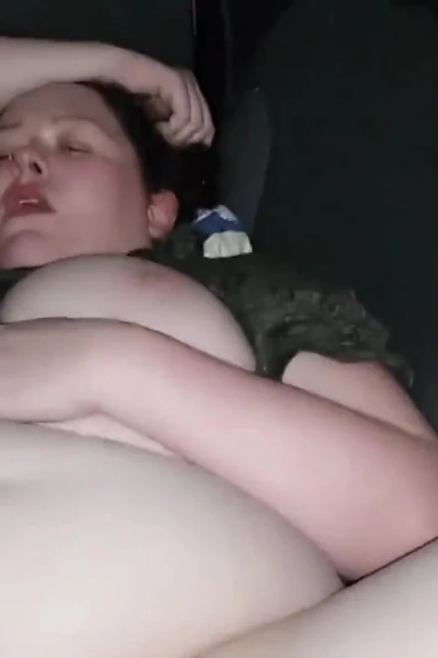 İri güzel kadın büyük zenci yarağı nata4sex anal sikiş dölleme