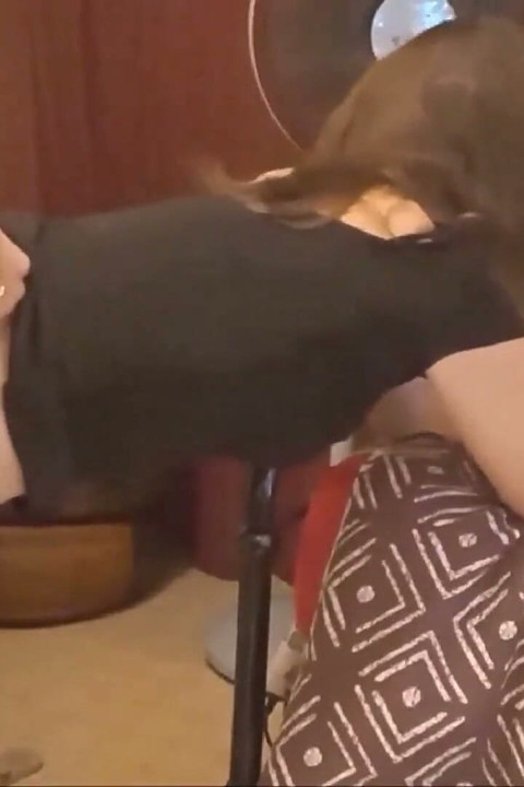 762 (03) - sarışın amatör, sürtük, domaltmalı, oral seks, göt yalama, saten iç çamaşırı, külot, sikiş. Bölüm 2