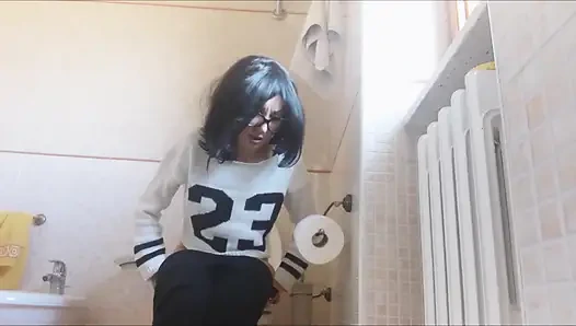 Beni banyoya kadar takip etmek ister misin? Come Inside