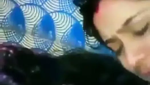 Doğum günü kutlaması – Hintli çift