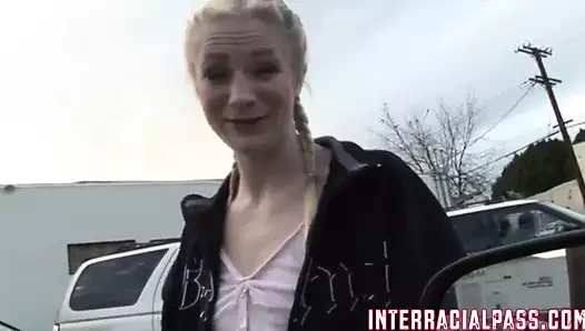 What daddy doesn't know wont hurt, but get her wet