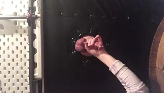 karım tarafından sağılan