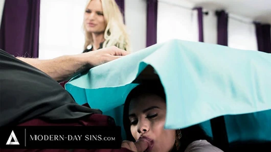 Modern zamanların günahları - sinsi koca büyük memeli karısı Rachael Cavalli'yi sahibesini sikiyor