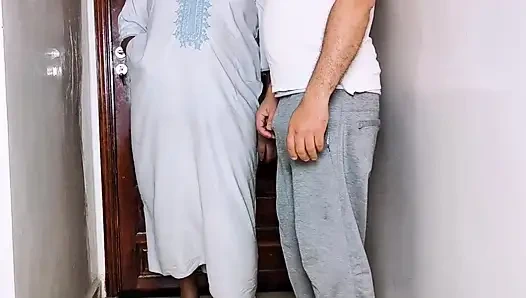 Madam Amal ve 2 Homme Arab