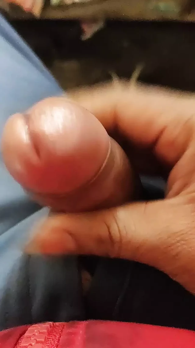 Aaj phir se aunty ko dekh k hilaya maal nikal gya
