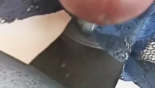 Sürücü koltuğunda saygı duruşu