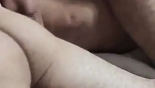 Evli kadın arkadaşıyla eş değiştiriyor gerçek Arap evli kadın arkadaşlarıyla paylaşıyor