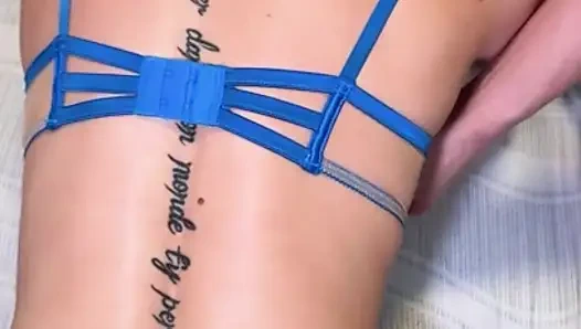 Taylor sis fışkırtdıktan sonra delikanlıların ona dvp vermesine izin veriyor