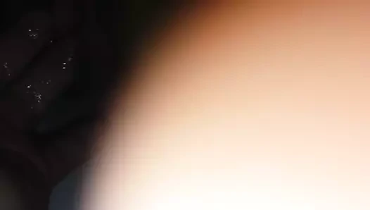 Parmak uzun tırnaklar mex ile kendini beceriyor