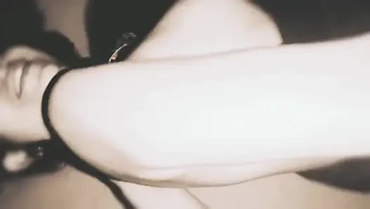 Horney üvey kız kardeşim gel ve bana sert sikişmemi söyle