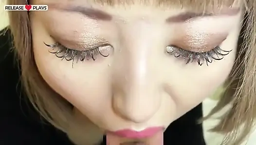 Cat eyed f cup kız yakın bir şekilde katılıyor ve yumuşak bir şekilde artan gecemiz boyunca sıcak oynak samimiyetimizi paylaşıyor