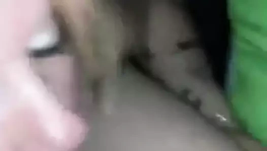 Adamıma oral seks yapmayı seviyorum. derin boğaz ev yapımı darbe