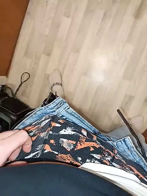 Pantolonumu çıkarıyorum :)