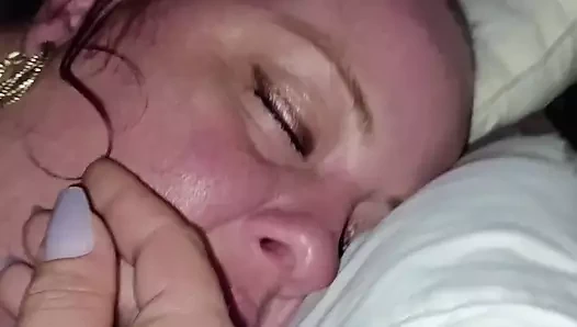 Resaboo ve masterfloyd ıslak 💦 amcık karışık !!