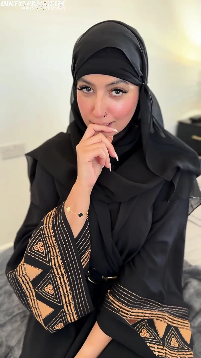 Aaliyah Ramazan'ı Urduca 31 talimatıyla bitiriyor