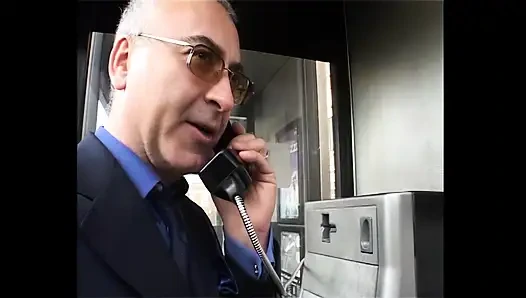 Sokak kadınları, affedersiniz efendim 2 - sahne 4