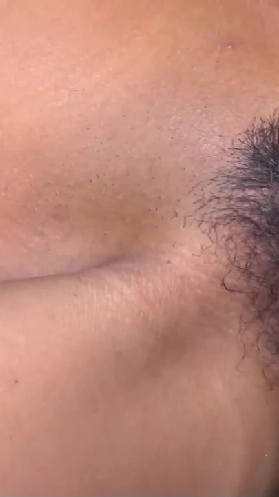 Küçük memeli sıska bronzlaşmış Japon genç kız tam sansürsüz jav pornosunda ilk kez dölleniyor | Klip 3