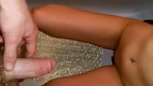 Şimdiye kadarki en sıcak çiş videosu