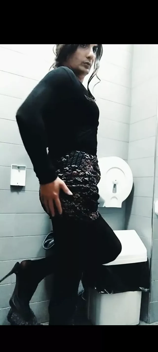 Elodie joja i sürtük