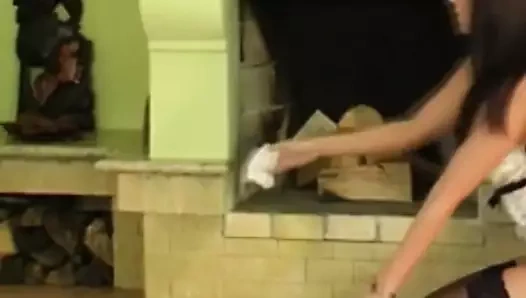 Bu seksi milf olduğunu bir şaşırtıcı bebek parmak ona yalnız