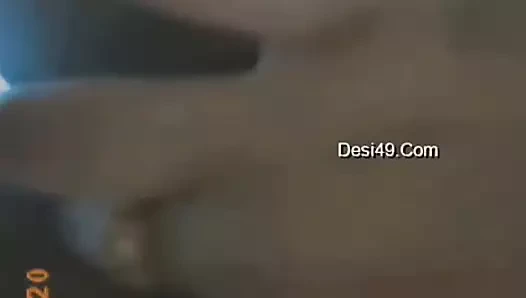 Ateşli bebek riya ke mote göğüsleri