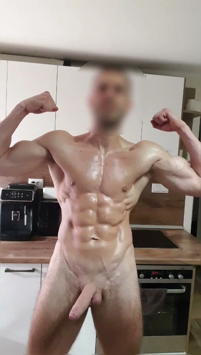 Wanna submit to a 6'7" Dom?