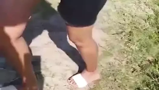 Desi eş çıplak içinde village