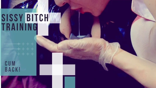 tükürme korkak's cum içinde onun kıçı